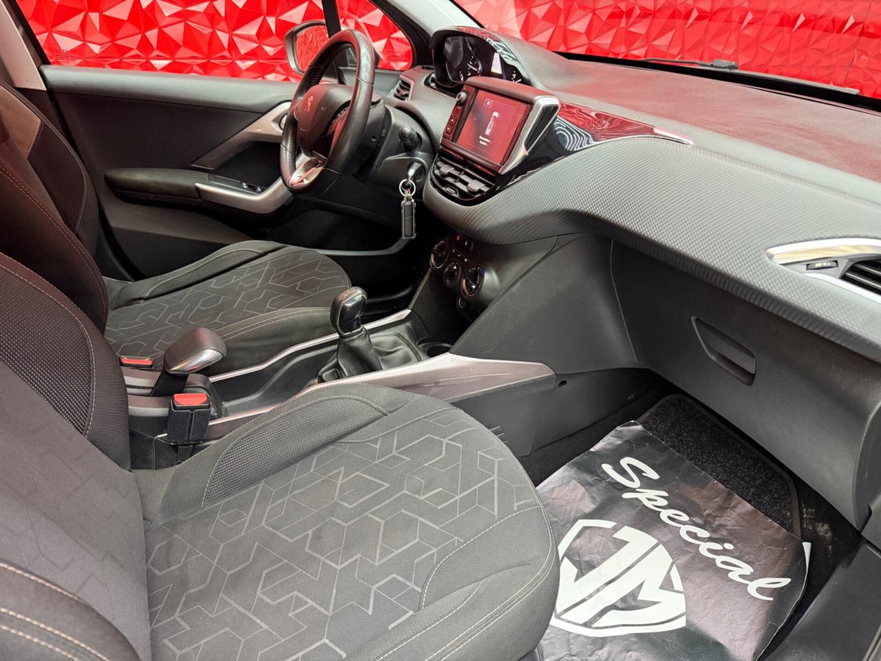 Peugeot 2008 1.6 e-HDi 92 CV Stop&Start Urban Cross OK NEOPATENTATI