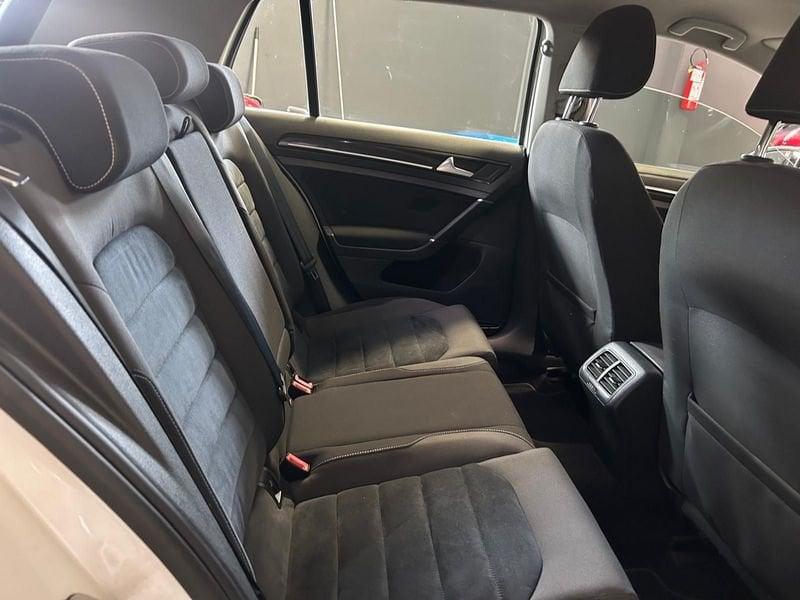 Volkswagen Golf 1.6 TDI Highline BlueMotion Technology