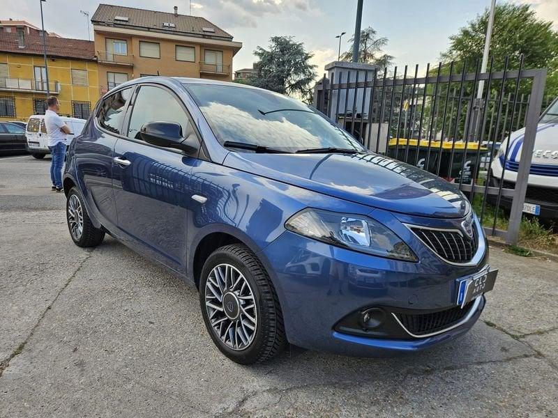 Lancia Ypsilon 1.0 FireFly 70cv Hybrid