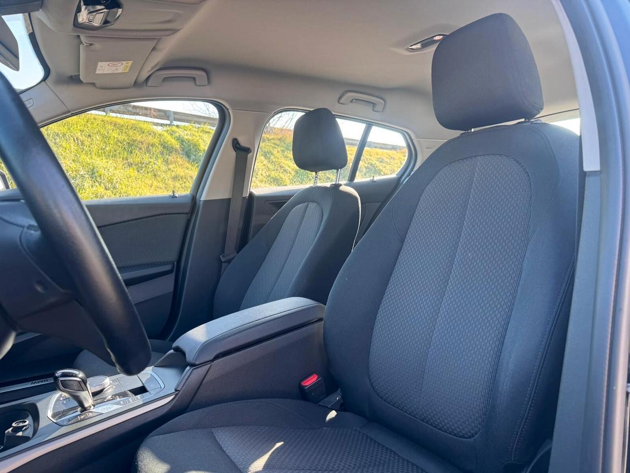 Bmw 118 118d 5p. Colorvision Edition