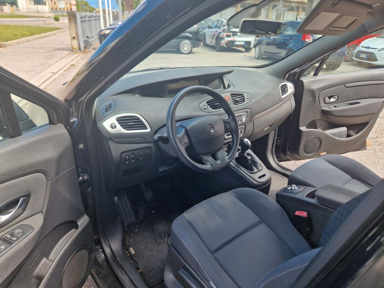 Renault Scenic Scénic X-Mod 1.5 dCi 110CV Dynamique