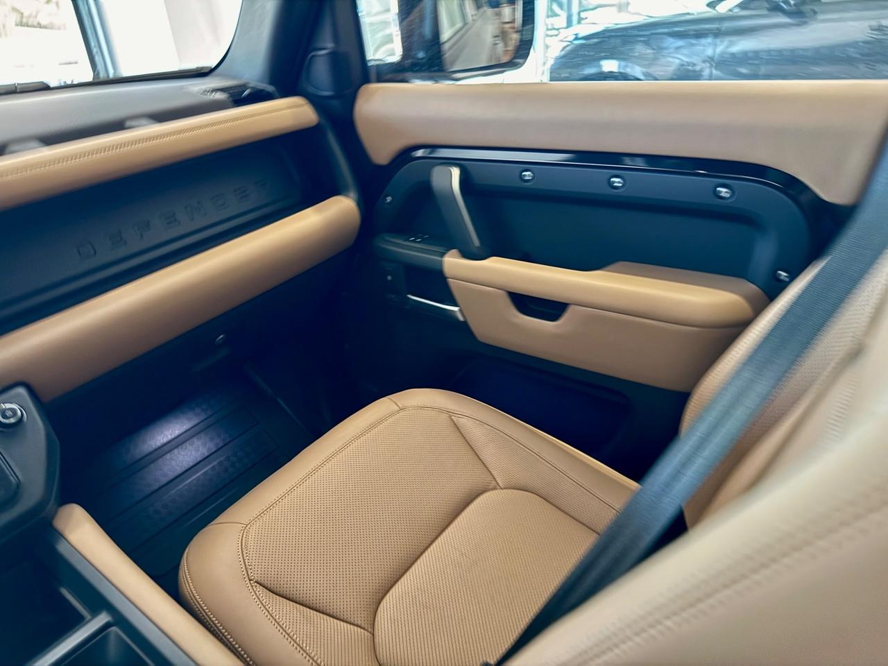 Land Rover Defender 110 3.0D I6 350CV- UNICA ITALIA