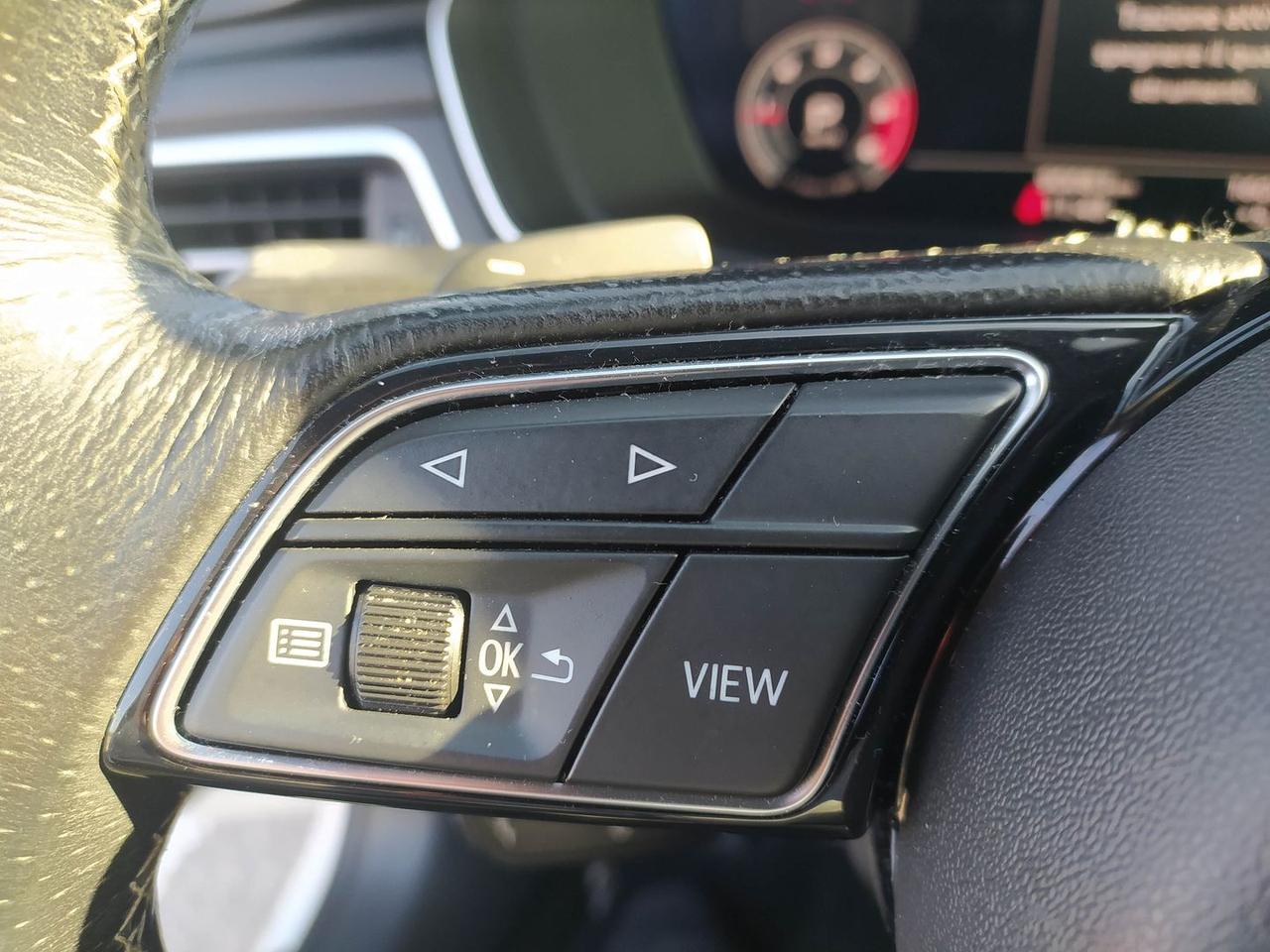 Audi A4 Business Advanced 2.0 35 TDI MHEV #8151