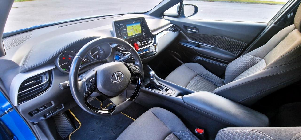 Toyota C-HR 1.8 Hybrid E-CVT Active