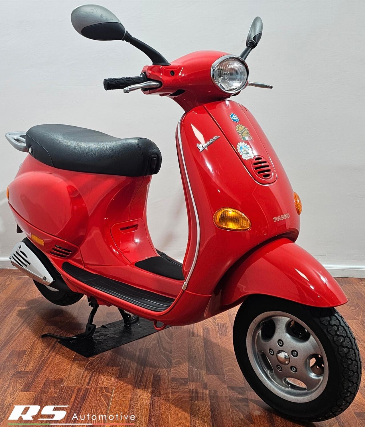 Piaggio Vespa 50 ET2 Coca cola