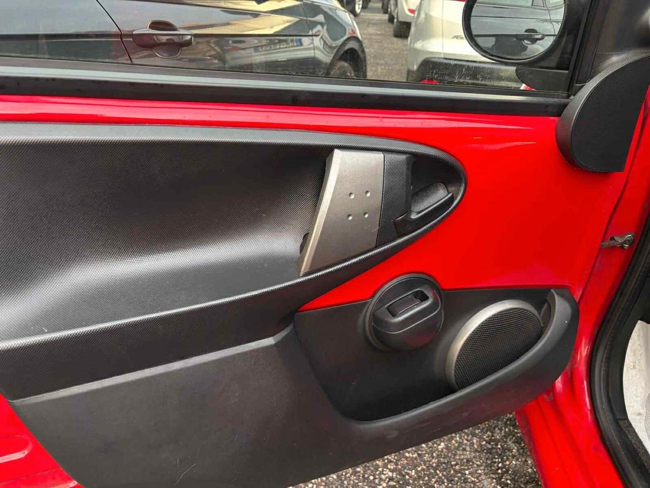 Toyota Aygo 1.0 12V VVT-i 5 porte Lounge Connect