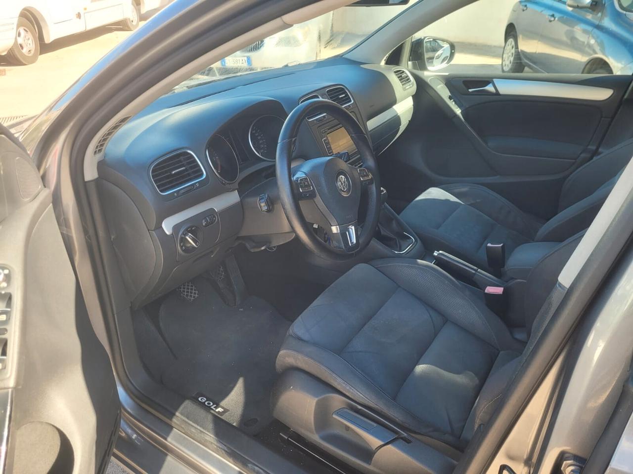 Volkswagen Golf 1.6 TDI 105Cv 5p. Highline