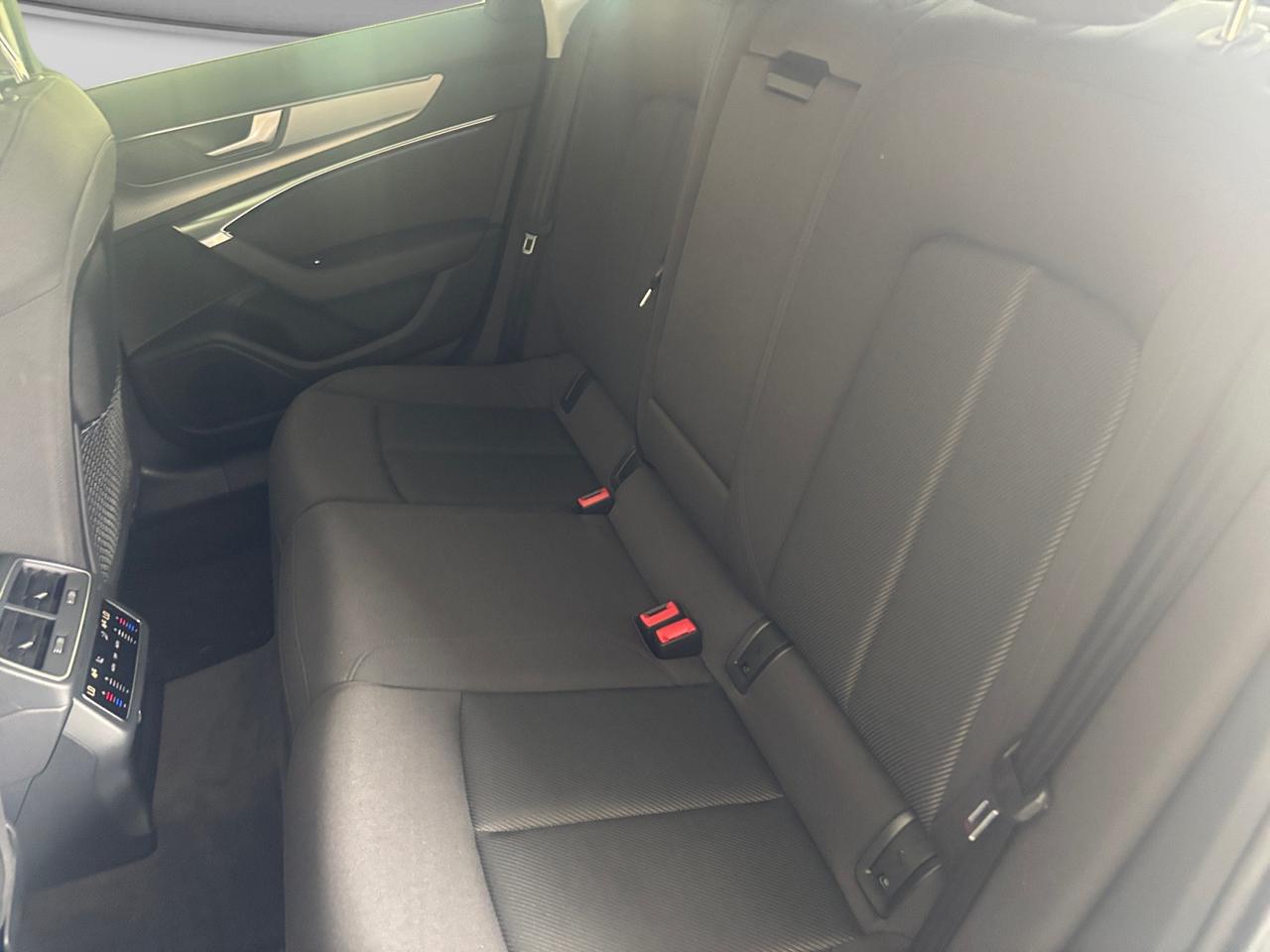 AUDI A6 V 2018 Avant - A6 Avant 40 2.0 tdi mhev Business Sport s-tronic