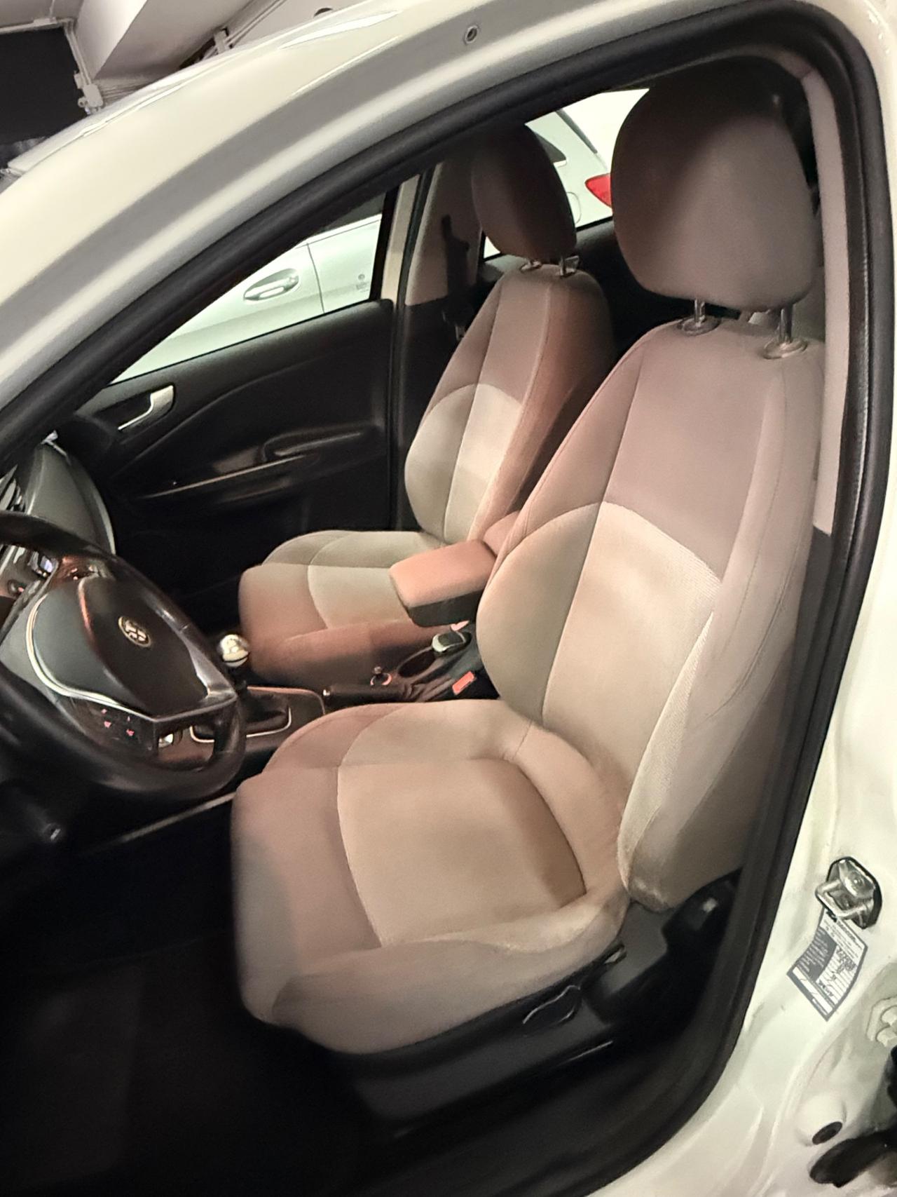 Alfa Romeo Giulietta 1.6 JTDm-2 105 CV Exclusive