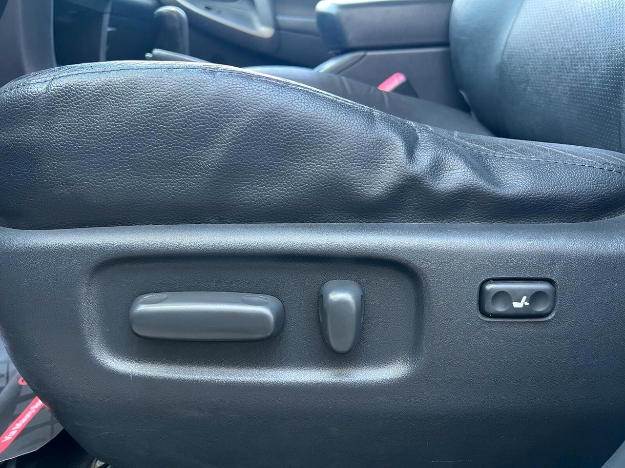 Toyota RAV 4 RAV4 2.2 D-4D 150 CV DPF Luxury