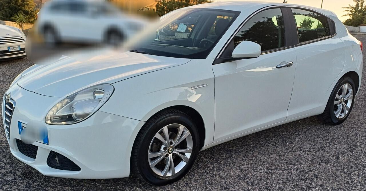 Alfa Romeo Giulietta 1.6 JTDm-2 105 CV Veloce 2013