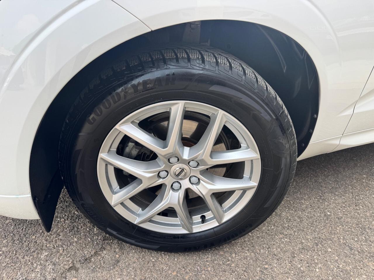 Volvo XC 60 XC60 D4 Geartronic Kinetic Motore 0km