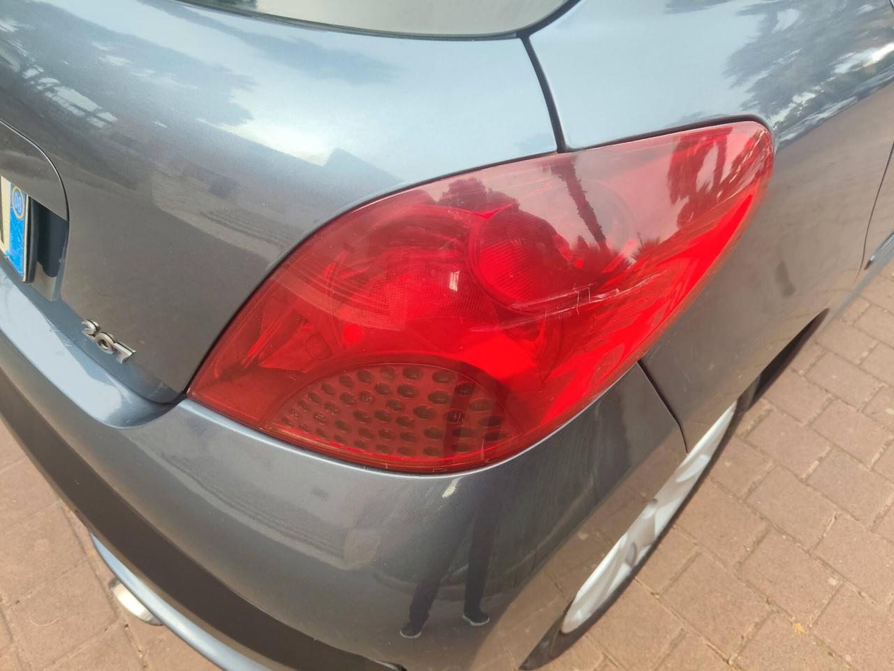 Peugeot 207 1.6 HDi 90CV 5p. XS
