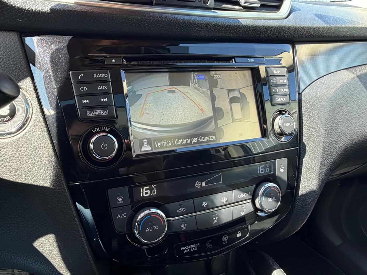 Nissan Qashqai 1.5 dCi N-Connecta
