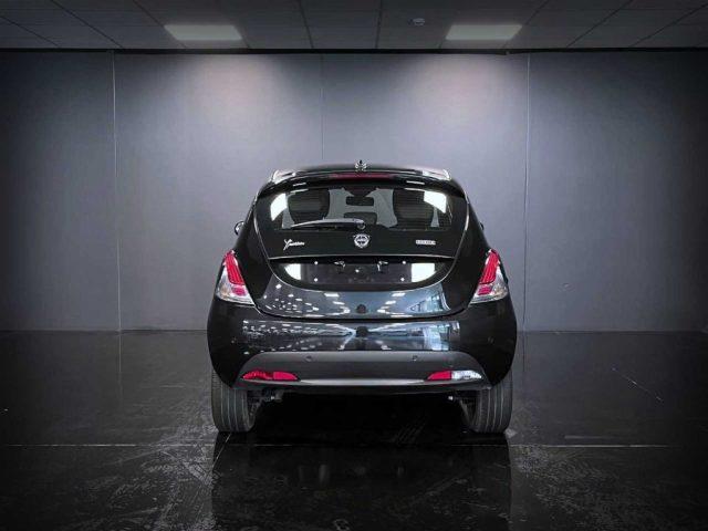 LANCIA Ypsilon 1.0 FireFly 5 porte S&S Hybrid Silver