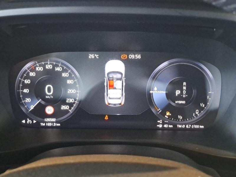VOLVO XC40 T5 Plug-in Hybrid auto Recharge Inscription Expression