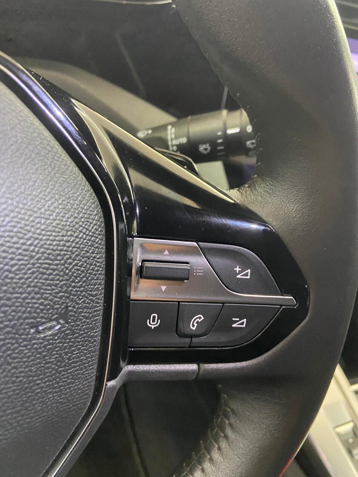 Peugeot 308 BlueHDi 130 S&S EAT8 Allure