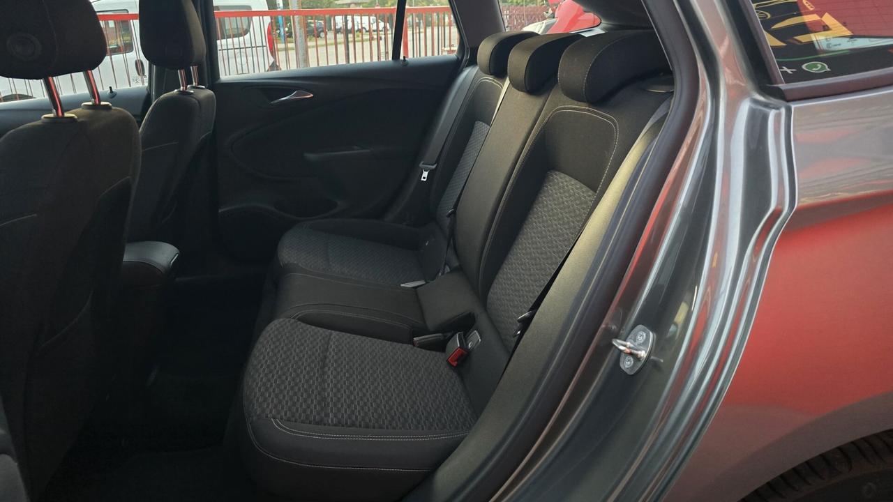 OPEL ASTRA 1.6 CDTI SPORTS TOURER BUSINESS 110CV - NEOPATENTATI
