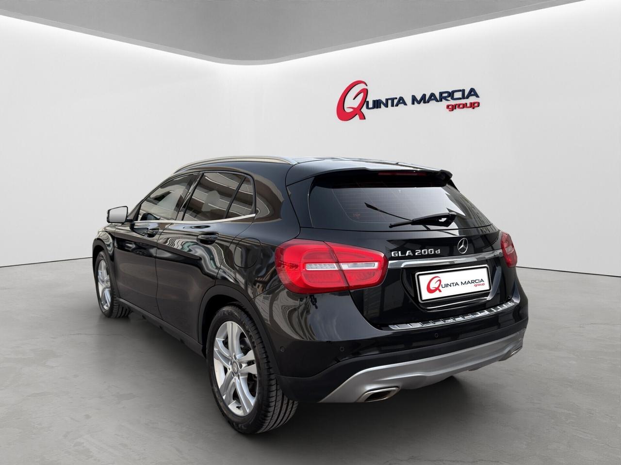 Mercedes-benz GLA 200d AUTOM/TETTO APRIBILE