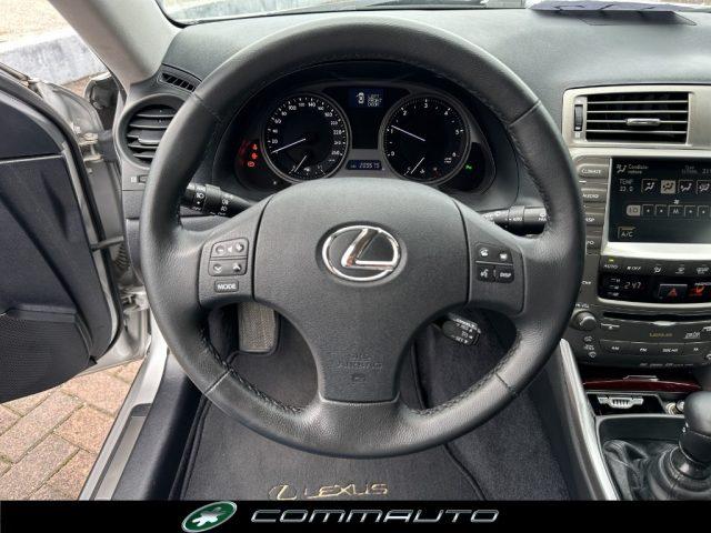 LEXUS IS 220d 2.2 16V Luxury 177 CV