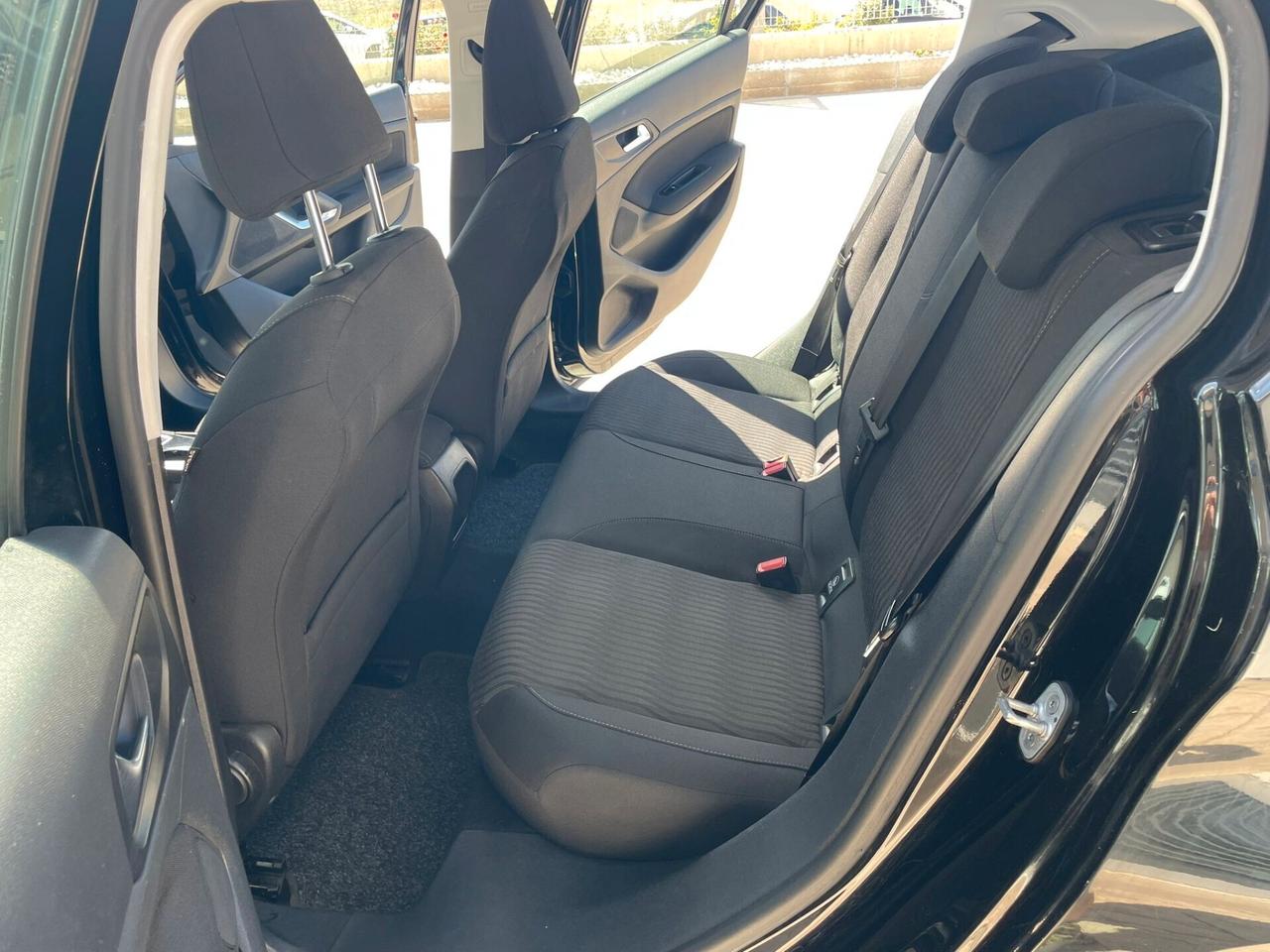 Peugeot 308 1.6 HDi 92 CV Business