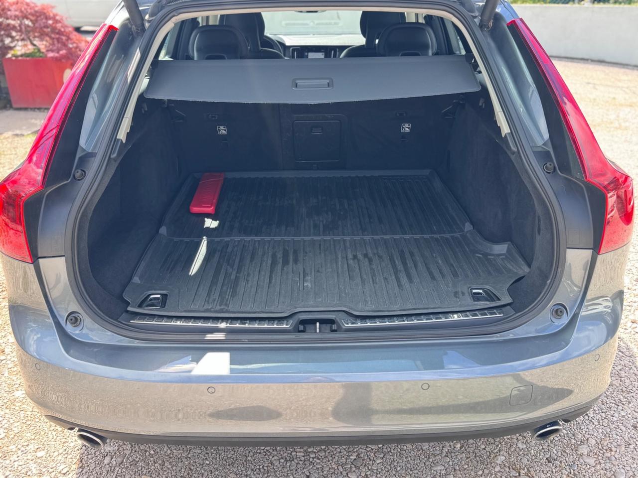 Volvo V90 D4 Automatica Momentum 2.0 Diesel 190cv