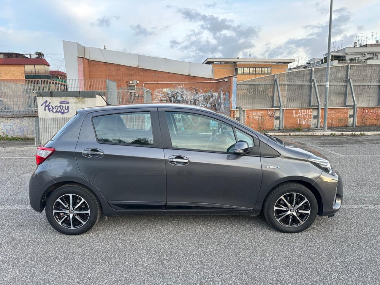 Toyota Yaris 1.5 Hybrid Active