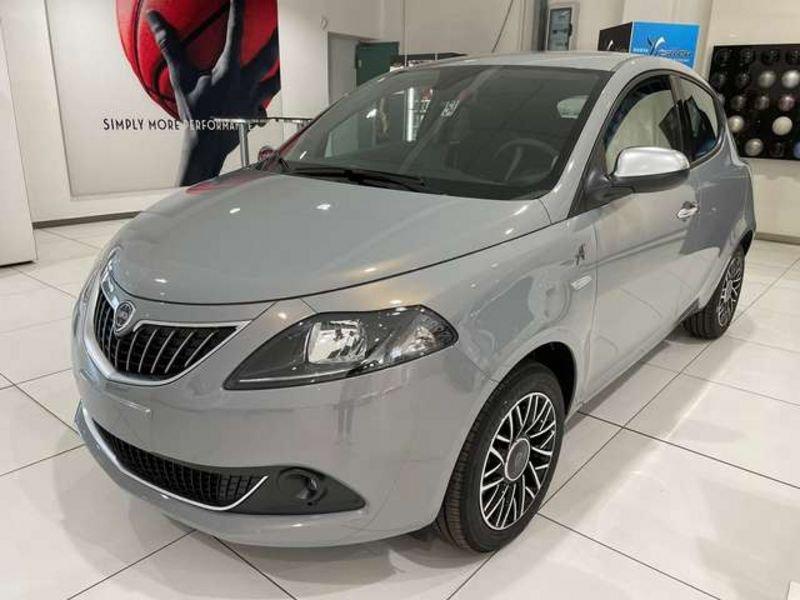 Lancia Ypsilon 1.0 70 CV S&S Hybrid ALBERTA FERRETTI