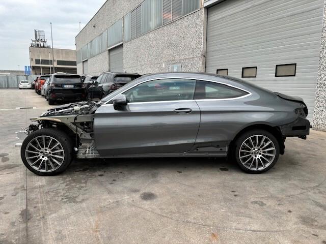 Mercedes-benz C 220 C 220 d Auto Coupé Premium