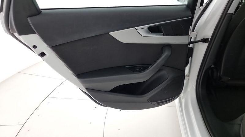 Audi A4 Avant 35 TFSI S tronic Business Advanced