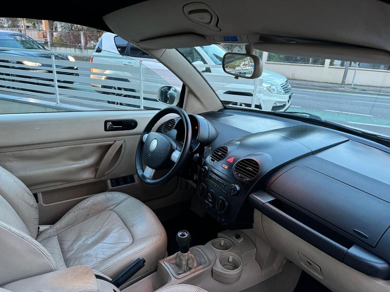 VW NEW BEETLE 1.9 TDI 101CV CABRIO