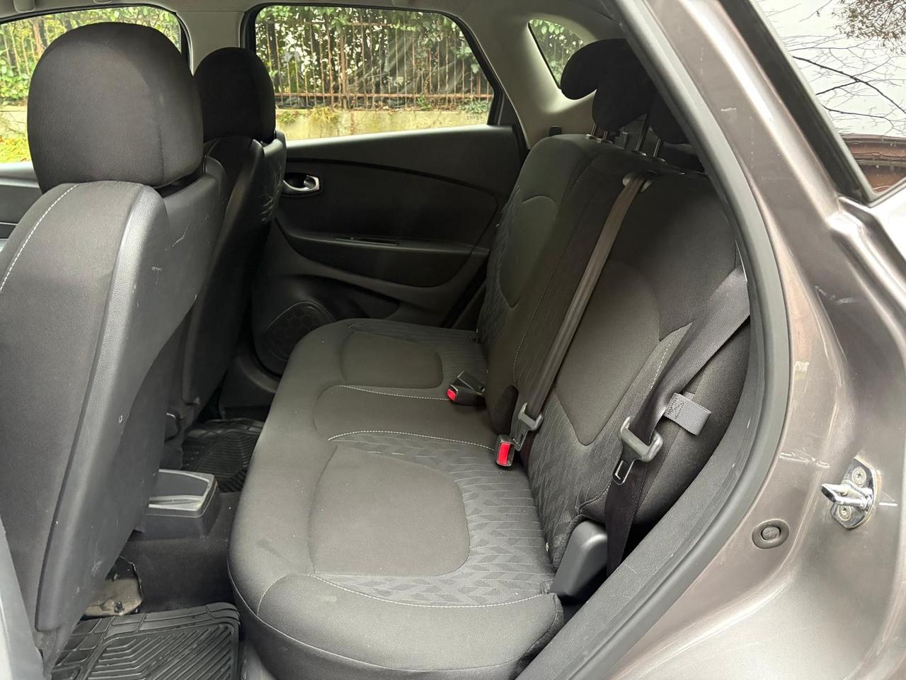 Renault Captur dCi 8V 90 CV EDC Sport Edition2