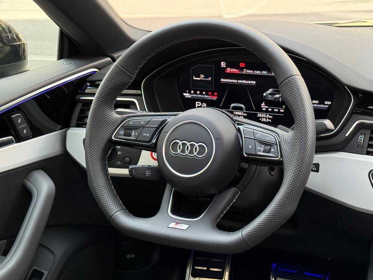 Audi A5 Sportback Identity Black 40 TDI S-Line 204CV