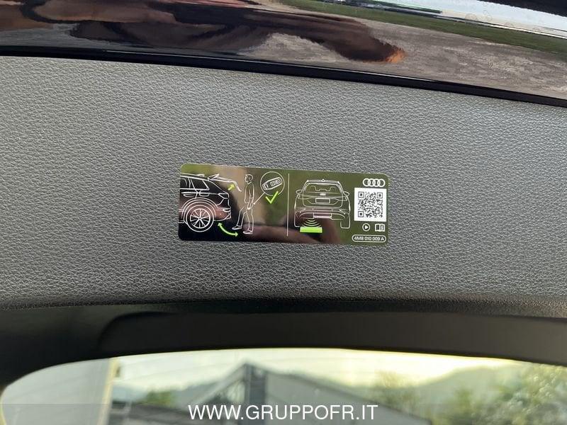Audi Q8 Q8 SUV TDI quattro tiptronic Identity Black
