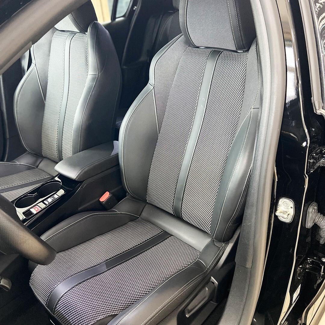 Peugeot 208 Hybrid 145 e-DCS6 GT (136 cv)