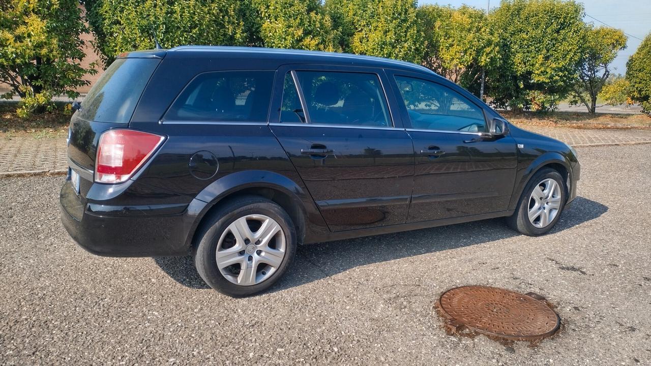 Opel Astra 1.4 16V t Station Wagon METANO
