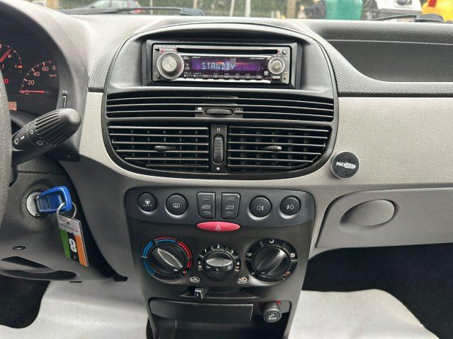 FIAT Punto ok neo pat. 1.2i 5 porte ELX