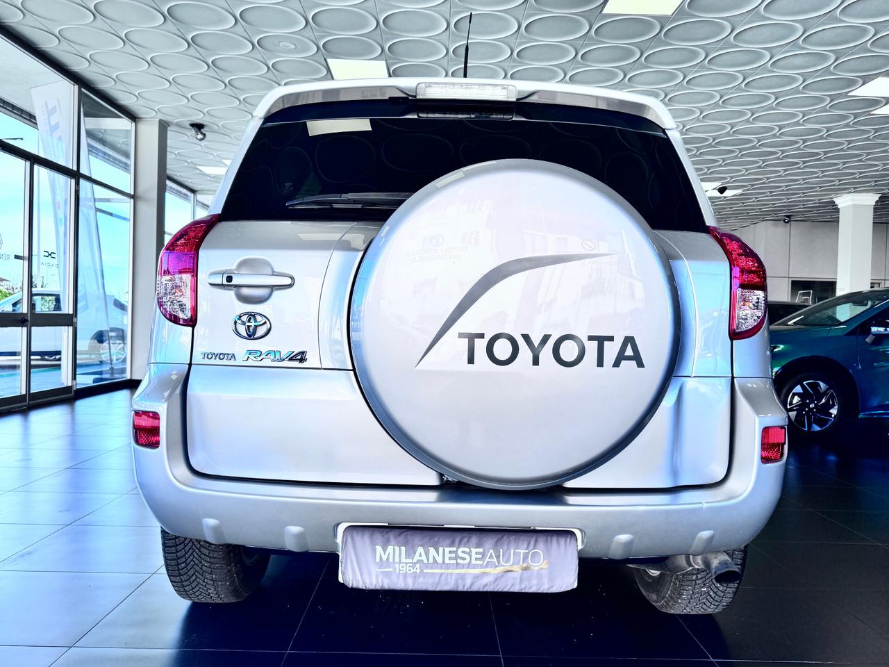 Toyota RAV 4 RAV4 2.2 D-4D 177 CV Luxury