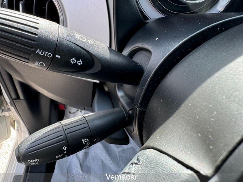 FIAT 500 1.0 Hybrid Hey Google