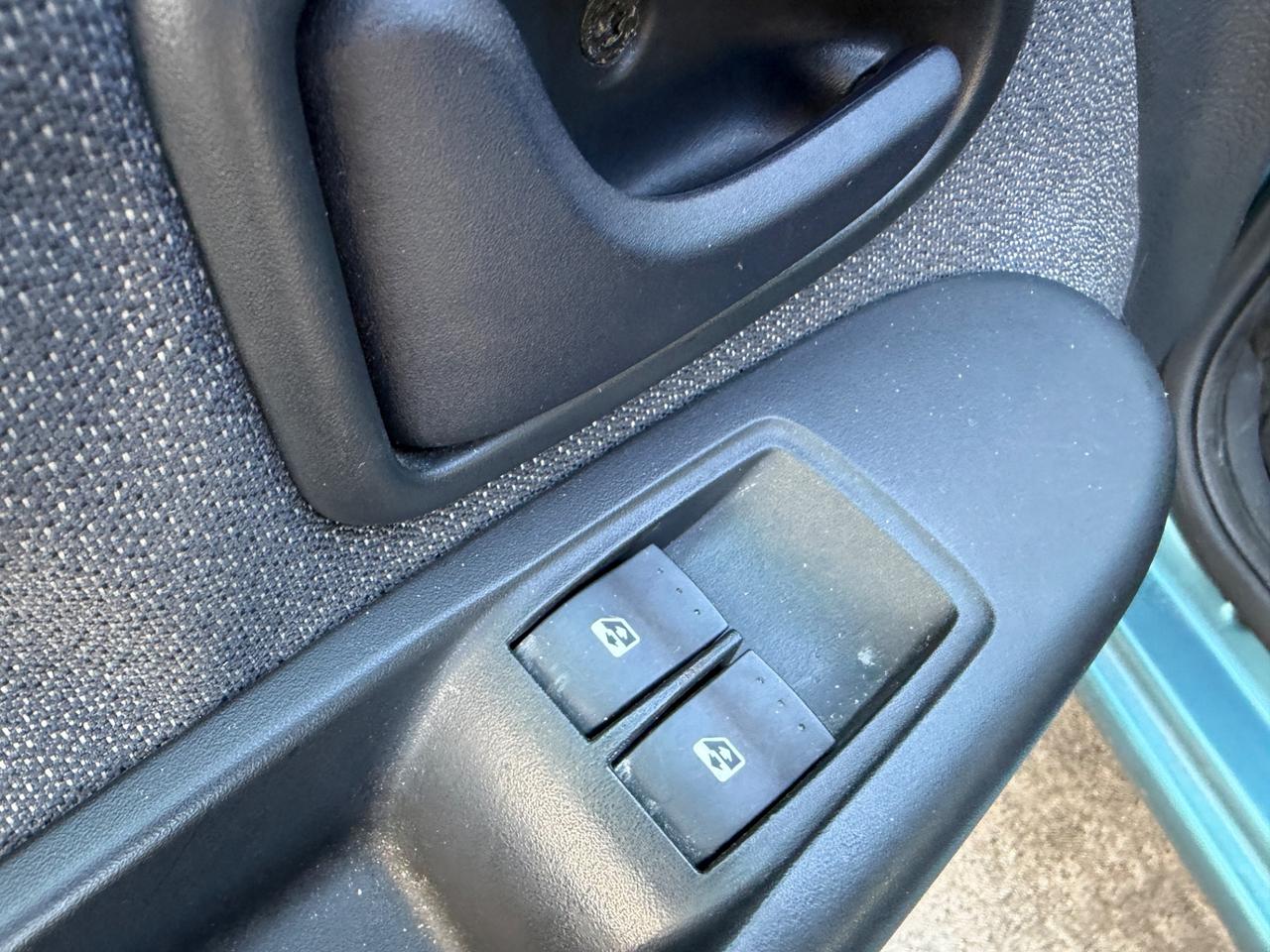 RENAULT CLIO 1.2 BENZINA UNI PROP 48.000KM