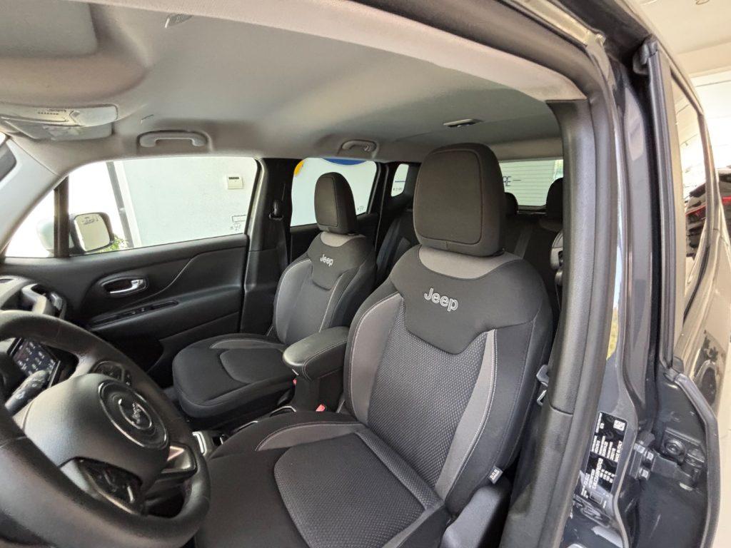 Jeep Renegade 1.5 Turbo T4 MHEV Limited tua da €199,00 mensili