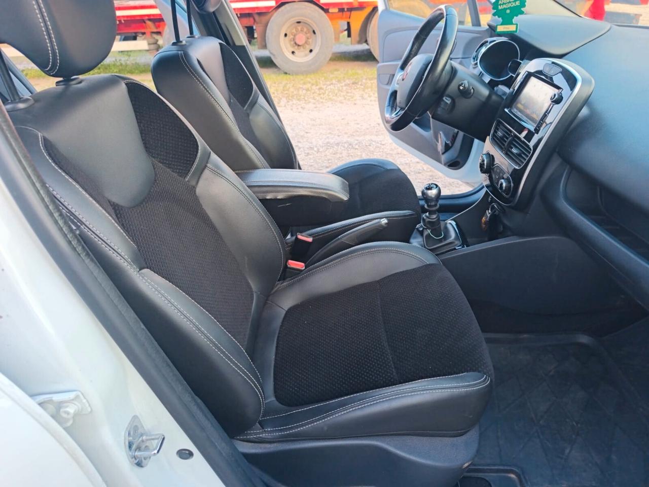 Renault Clio 2017---1.2 Benzina