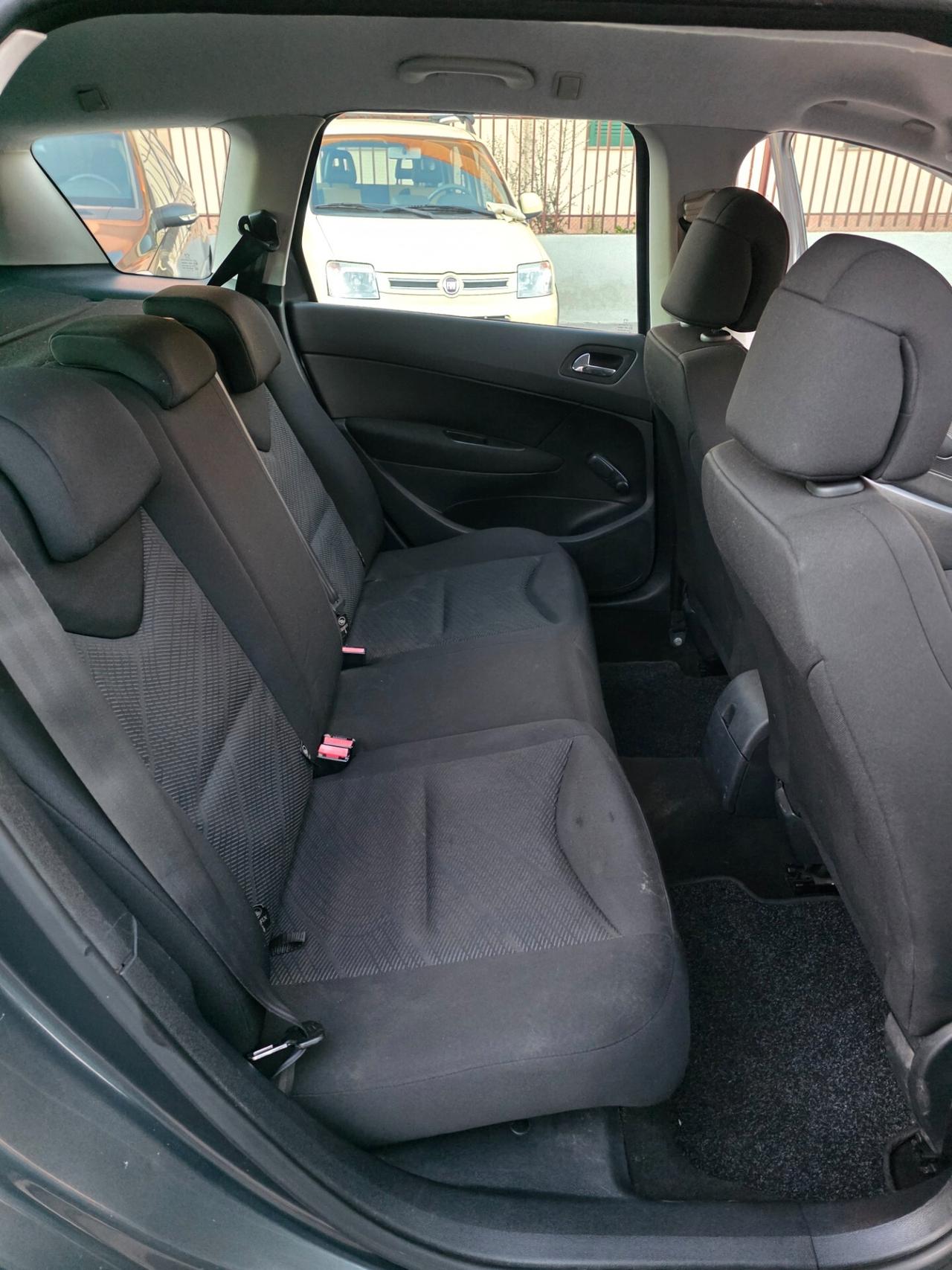 Peugeot 308 1.6 HDi 110CV SW Ciel Tecno