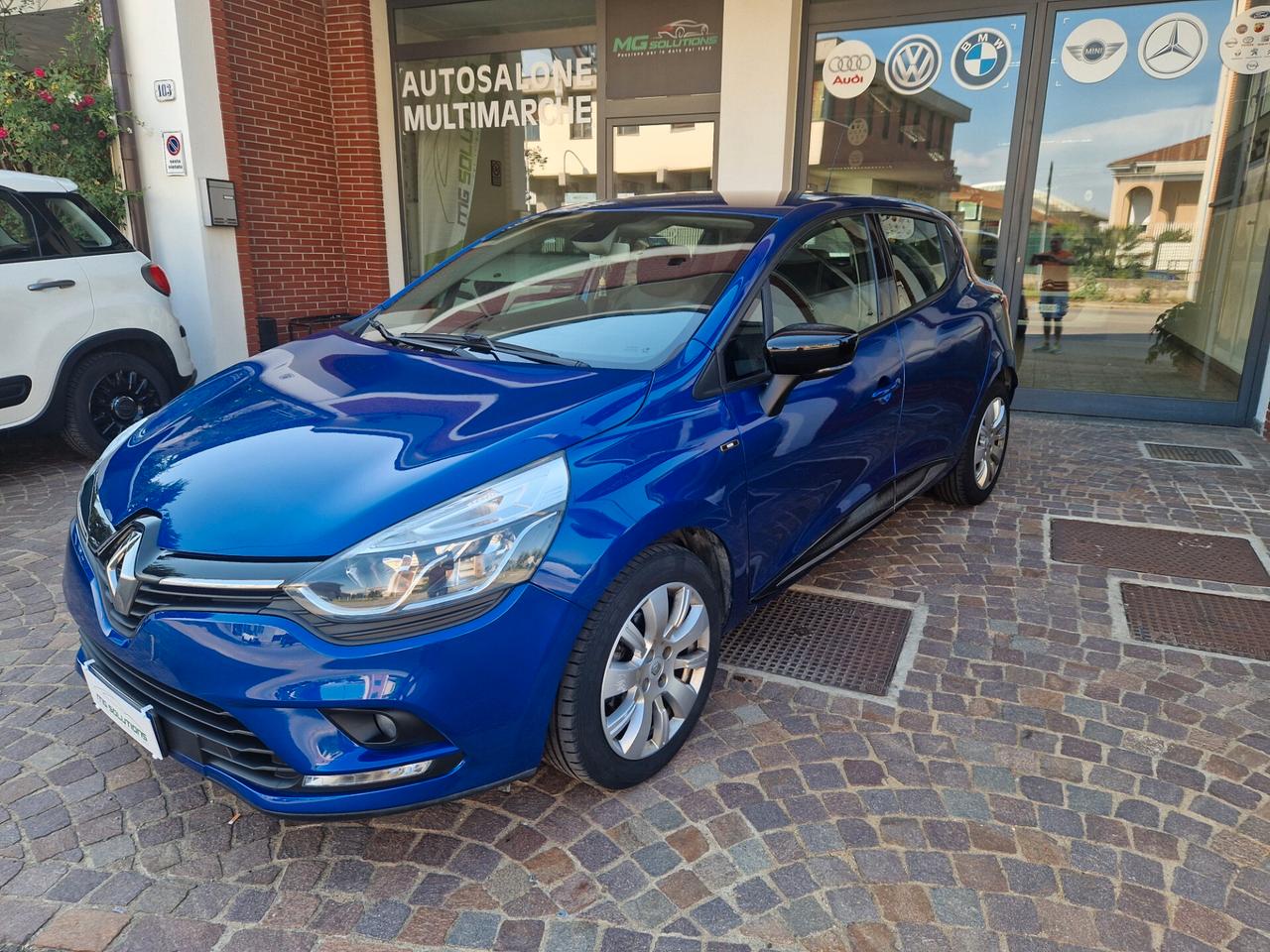 Renault Clio 0.9TCe 75cv 5 porte Moschino Zen