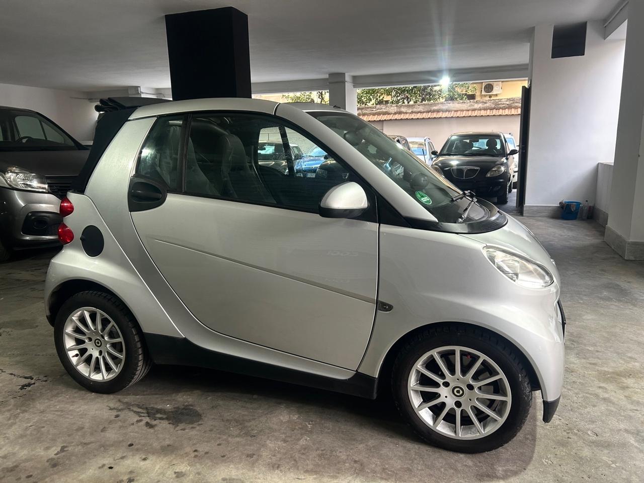Smart ForTwo 1000 52 kW cabrio passion