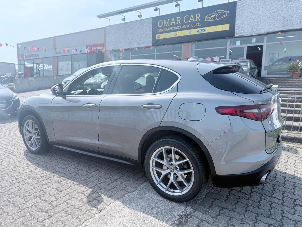 Alfa Romeo Stelvio 2.0 Turbo 280 CV AT8 Q4 GANCIO TRAINO