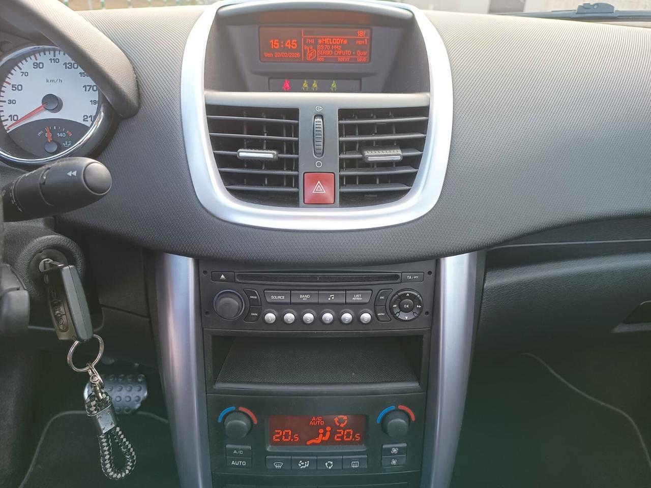 Peugeot 207 CC CambioAut.61900Km