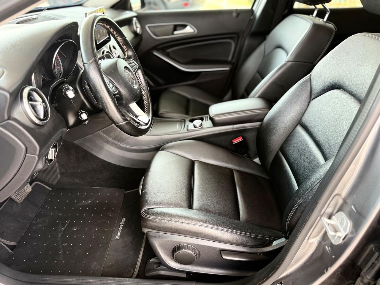 Mercedes GLA 200d 4Matic Enduro *TETTO*CRONOLOGIA TAGLIANDI
