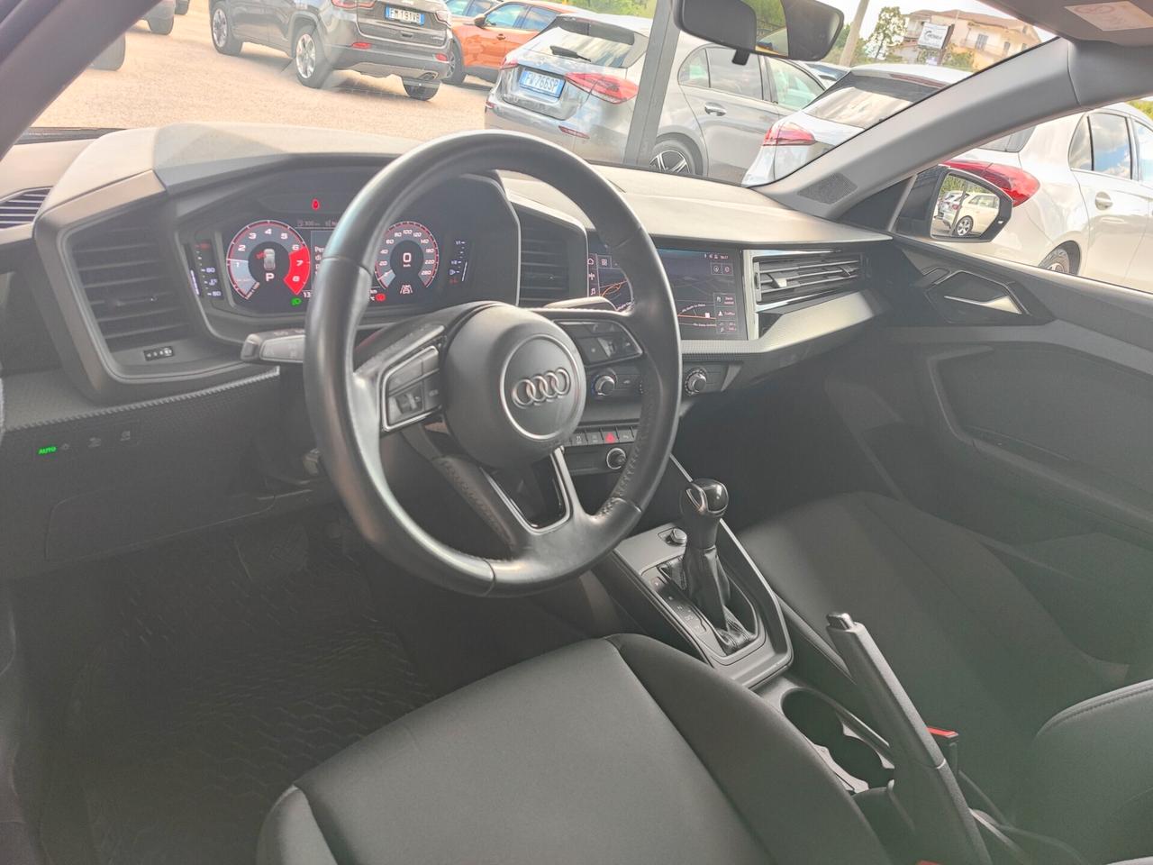 Audi A1 SPB 30 TFSI S tronic line edition