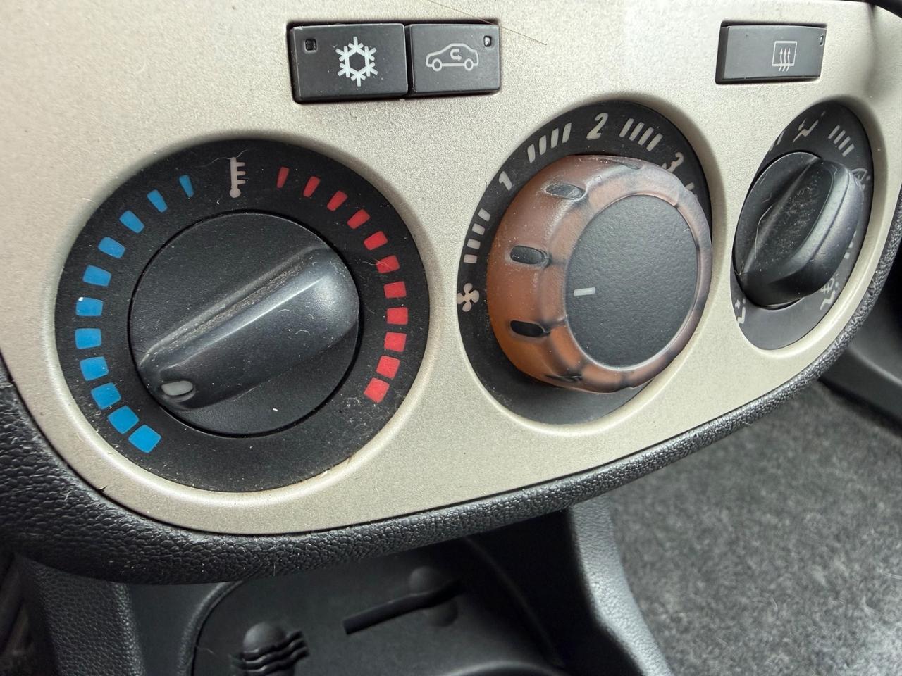 Opel Corsa 1.2 Benzina 12 Mesi Di Garanzia